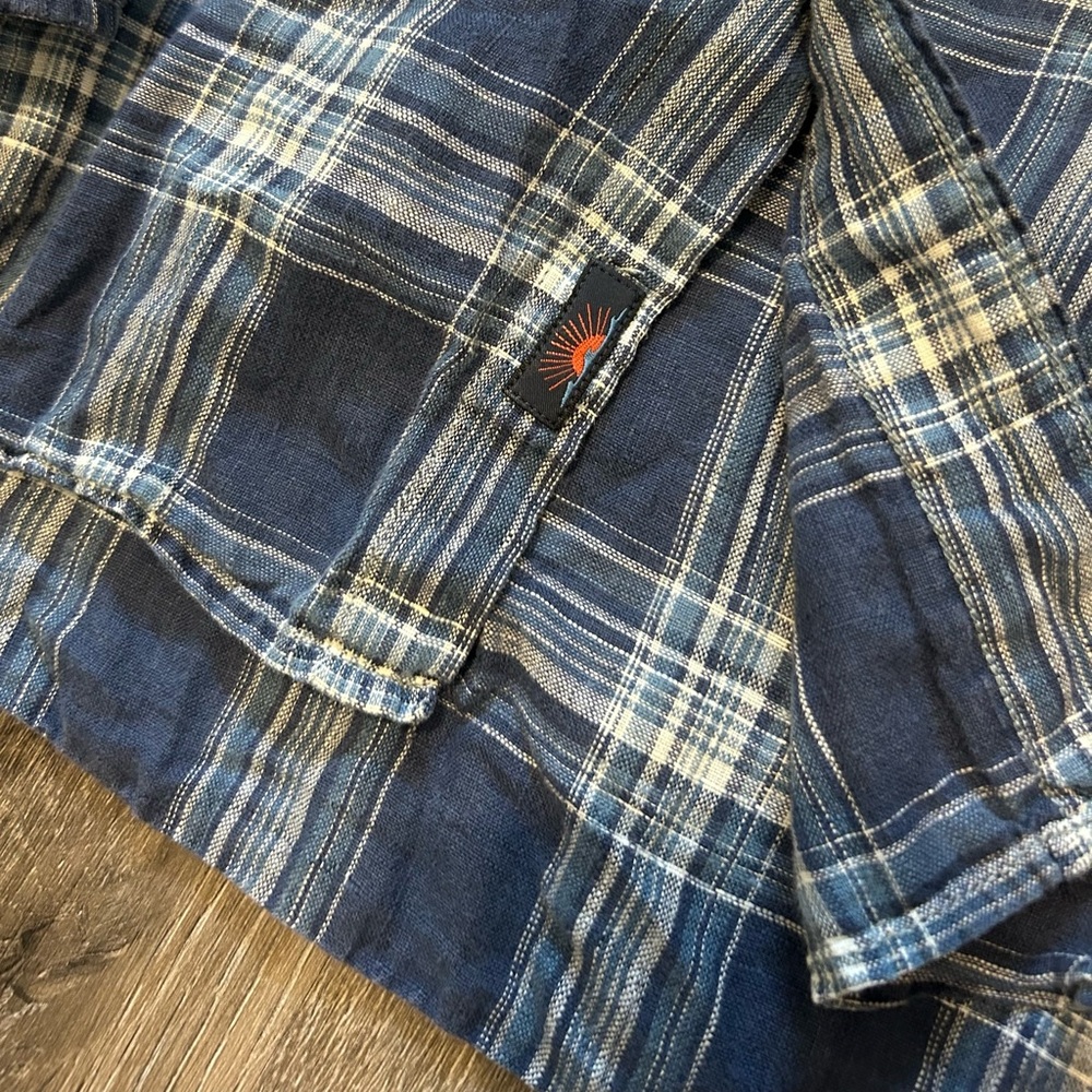 Faherty Blue Plaid Flannel Button Down Shirt Size… - image 4